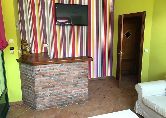 Hostel Turistico Playa De Berria Santona